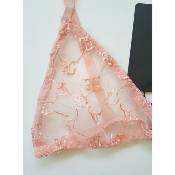 Pretty Little Thing Mesh Bra Set - Picture 6 of 16